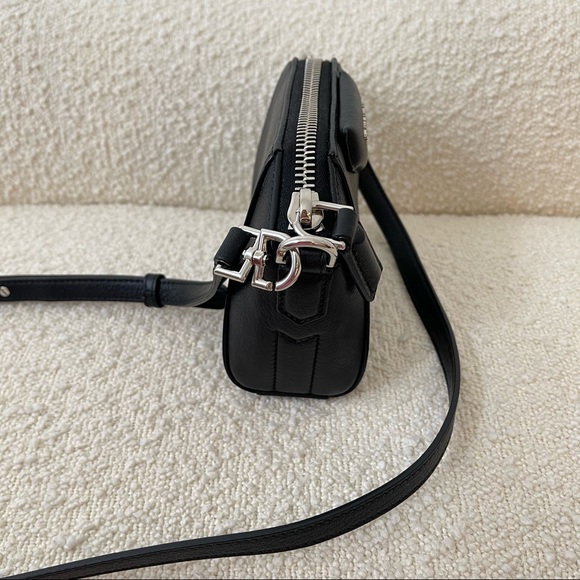 Givenchy Antigona Nano leather purse crossbody bag - Picture 11 of 13